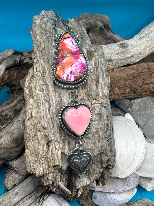 Pink spiny oyster and heart conch Necklace